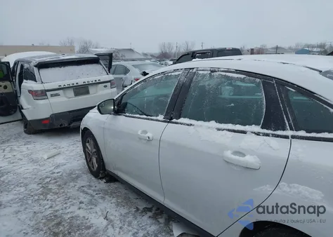 2015 Ford Focus Se из США, поврежденный, VIN 1FADP3F29FL240118